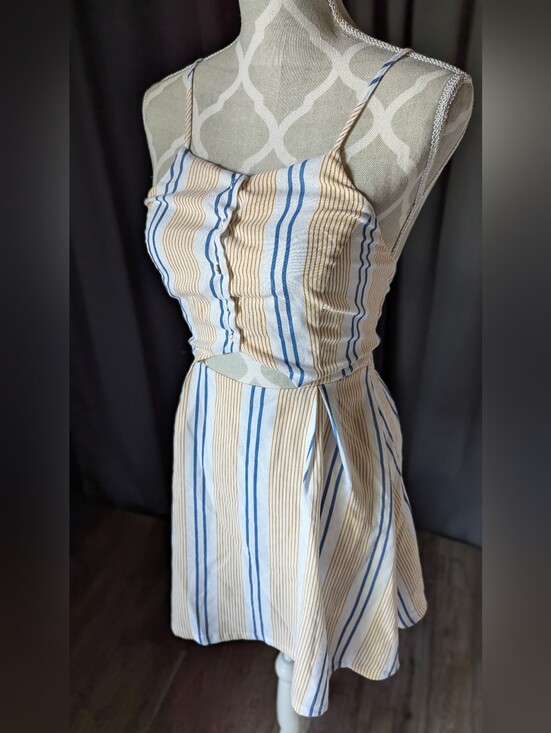 J.O.A. Dresses & Skirts - J.O.A. She's Like the Wind White Striped Skater Dress size XS